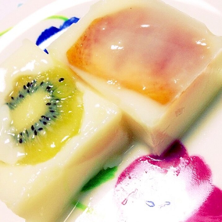 おやつに!キウイと柿の杏仁豆腐